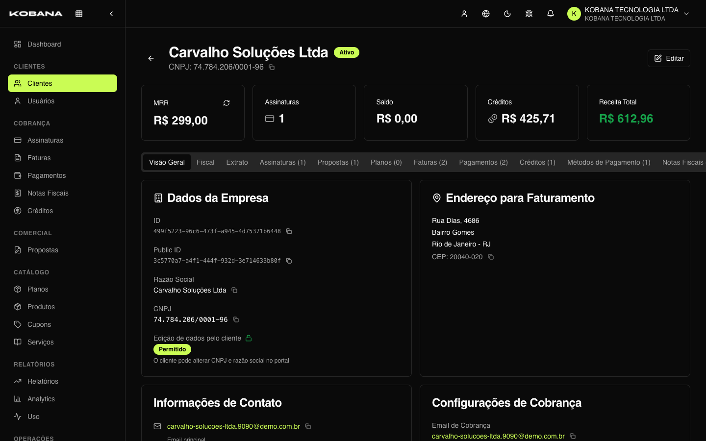 Detalhe de um cliente com abas de cobrança, assinaturas e faturas